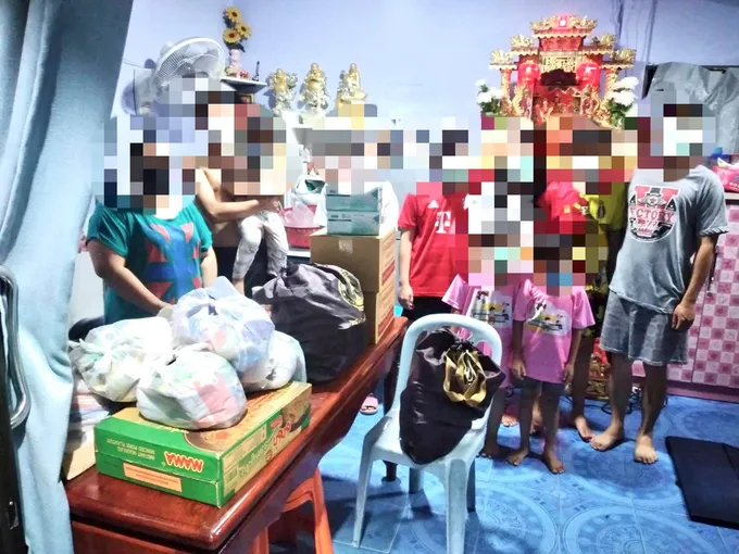 อนาถ! ติดโควิดยกบ้าน 17 ชีวิต เขตสาทรรุดช่วยเหลือด่วนแล้ว