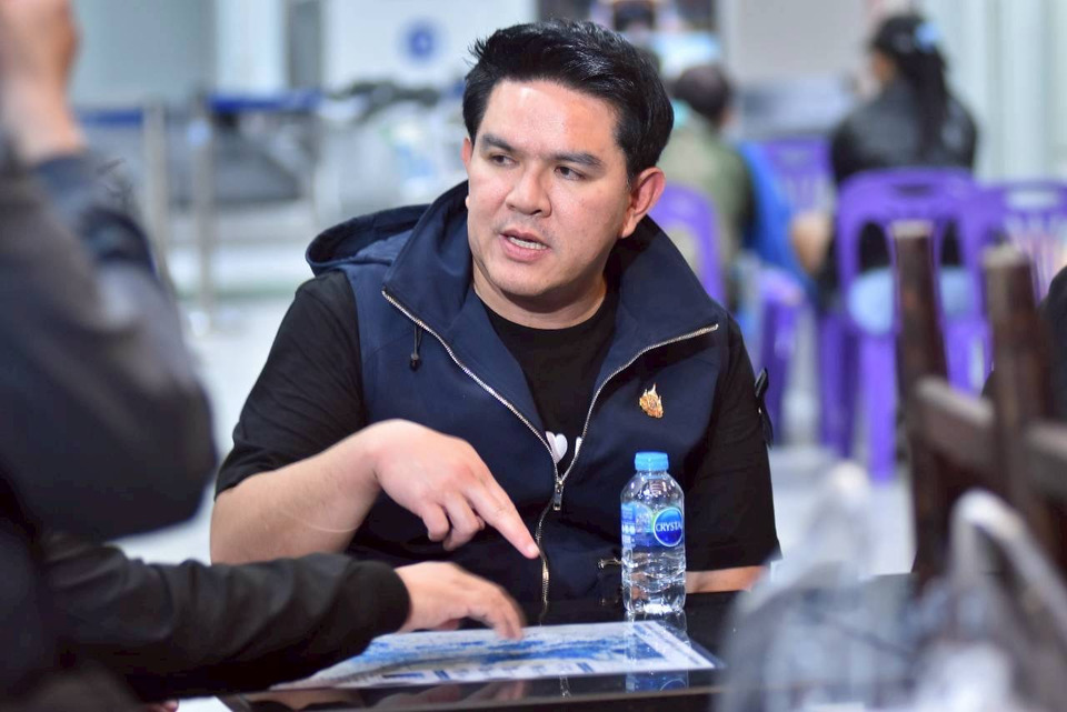 “สุรศักดิ์” ลั่นพร้อมช่วยเด็กใต้! สั่งเร่งพิจารณาเลื่อนสอบ TGAT/TPAT พื้นที่น้ำท่วม ลดภาระเยาวชน-ผู้ปกครอง