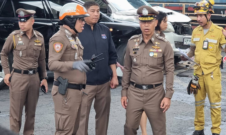 สั่งระดมกำลังสายตรวจ! ผบ.ตร. จี้ ผบช.น. แก้วิกฤตรถติด พร้อมดูแลและอำนวยการจราจร หลังเกิดเหตุรถไฟชนรถเมล์ วอนประชาชนเลี่ยงถนนพระราม 9-อโศก