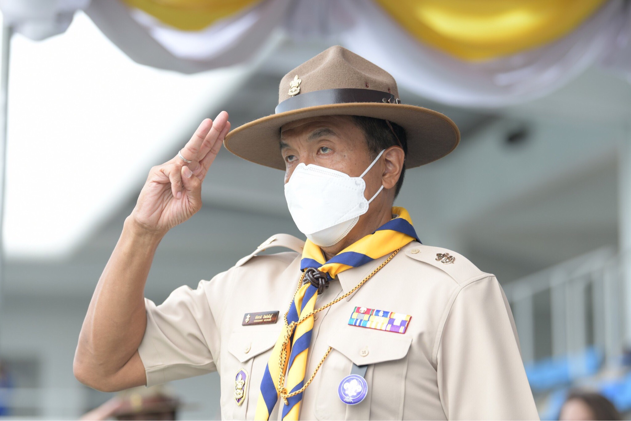 “ชัชชาติ” งัดไอเดียส่งต่อชุดลูกเสือจากพี่สู่น้อง ลดภาระผู้ปกครอง