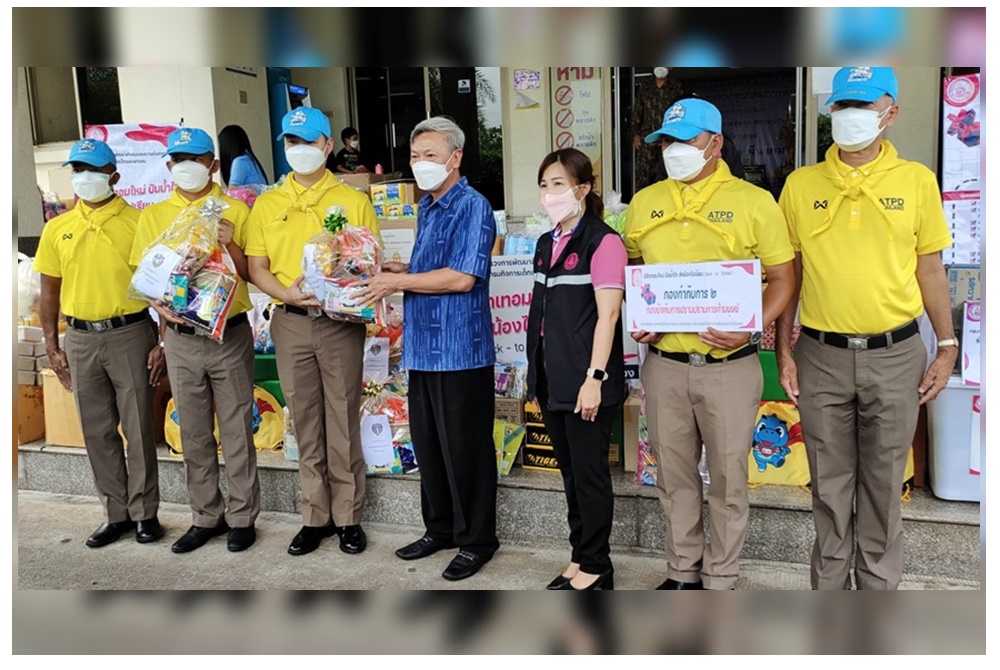 บ้านพักเด็กและครอบครัว จ.ระยอง จับมือ ตร.ปคม.  จัดงาน 'เทอมใหม่ ปันน้ำใจ ส่งน้องไปเรียน'  