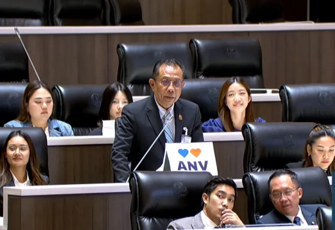 “ศุภชัย” ลุกอภิปรายงบ อว. กลางดึก สุขสันต์ครบรอบ 1 ปี รัฐบาลอนุทิน พร้อมทิ้งปริศนาเลขเด็ด 14 และ 36