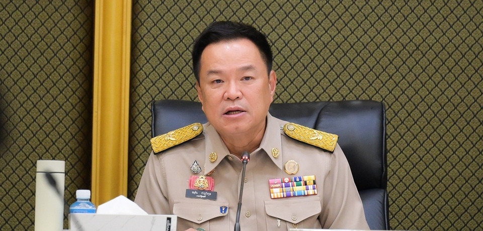 ‘อนุทิน’ สั่งผู้ว่าฯทั่วประเทศ ดัน ‘ไทยช่วยไทยพลัส’ ย้ำเลิกเรียก ‘บัตรคนจน’ ซัดปมย้าย ‘ผู้ว่าฯเซมเบ้’ เดี๋ยวพิสูจน์ให้ดู