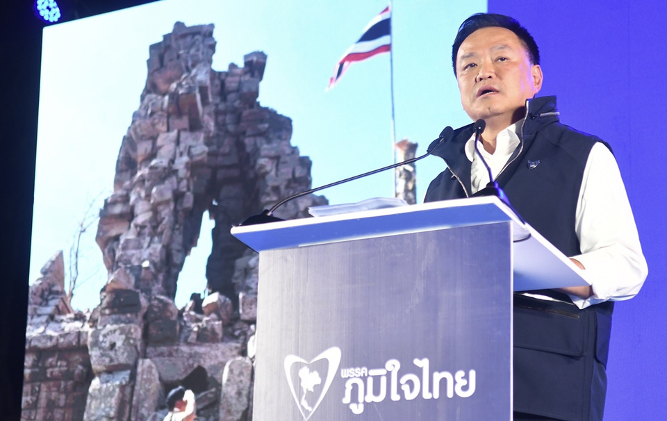 "อนุทิน" เปิดปราศรัยเวที กทม. ครั้งแรก ย้ำ "ภูมิใจไทย" คือรัฐบาลของคนไทย ใครอยากได้ "ผู้นำที่เขมร" เลือกให้ เชิญเลือกอีก 2 พรรคนู้น