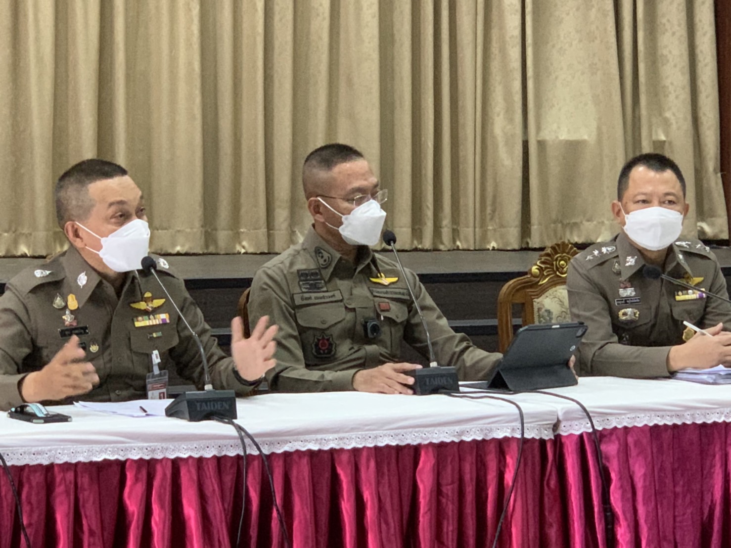 ตร.ตอบข้อสงสัยโซเชียลคดี "แตงโม" ปัด "คนมีสี" เอี่ยว ย้ำยังไม่พบหลักฐานโยง "ค้าประเวณี-ธุระจัดหา" 