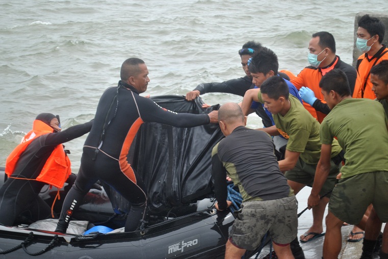 สลด! เพลิงพิโรธเรือโดยสารในฟิลิปปินส์ย่างสด 31 ศพ