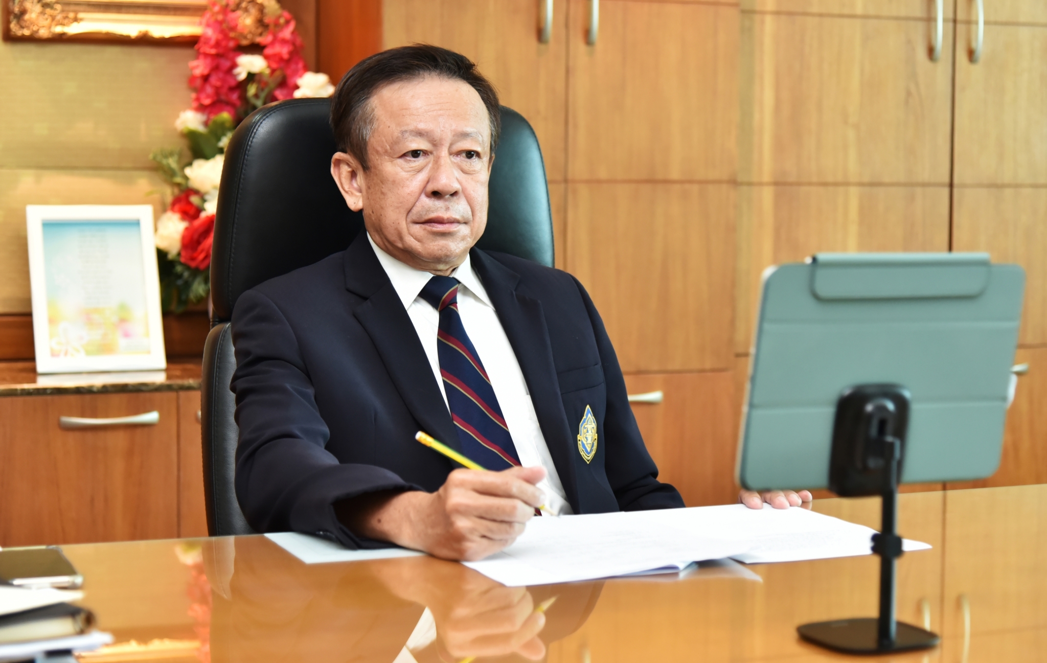 "เลขาฯกกต." ประชุมมอบนโยบาย "ผอ.กกต.จังหวัด - พนักงานสืบสวนฯ" รับมือเลือกตั้งอบต. 28 พ.ย.นี้