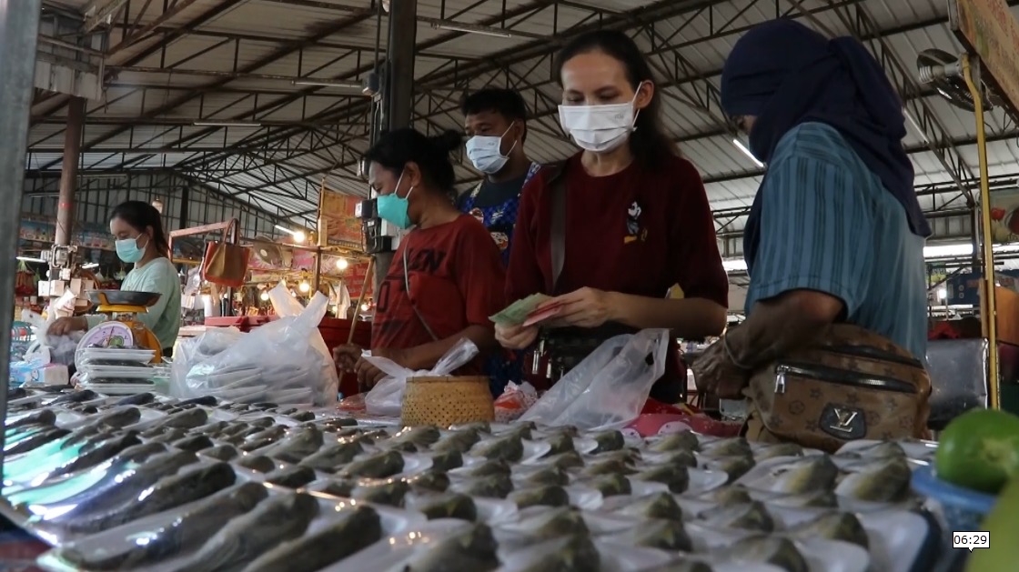 ปลาทูสดอบไอน้ำ ถนอมตัวปลาเก็บได้นานนับเดือน ของดีเมืองสุพรรณฯ
