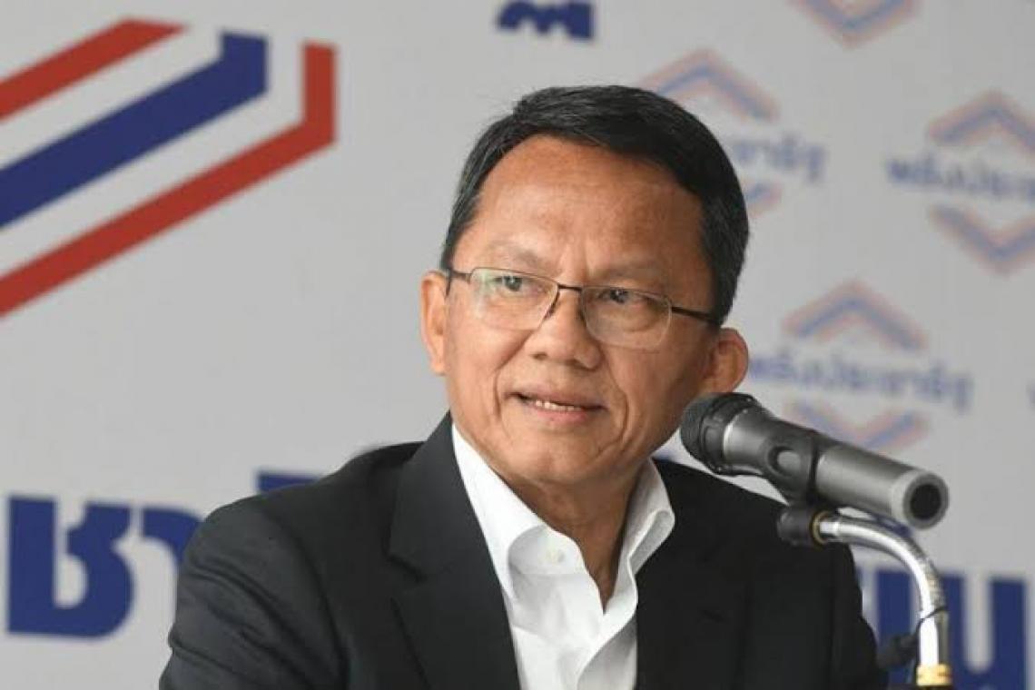    "สมศักดิ์" เผย เตรียมรอดูข่าวใหญ่ พปชร.เปลี่ยนกก.บห.พรรค บ่ายนี้!