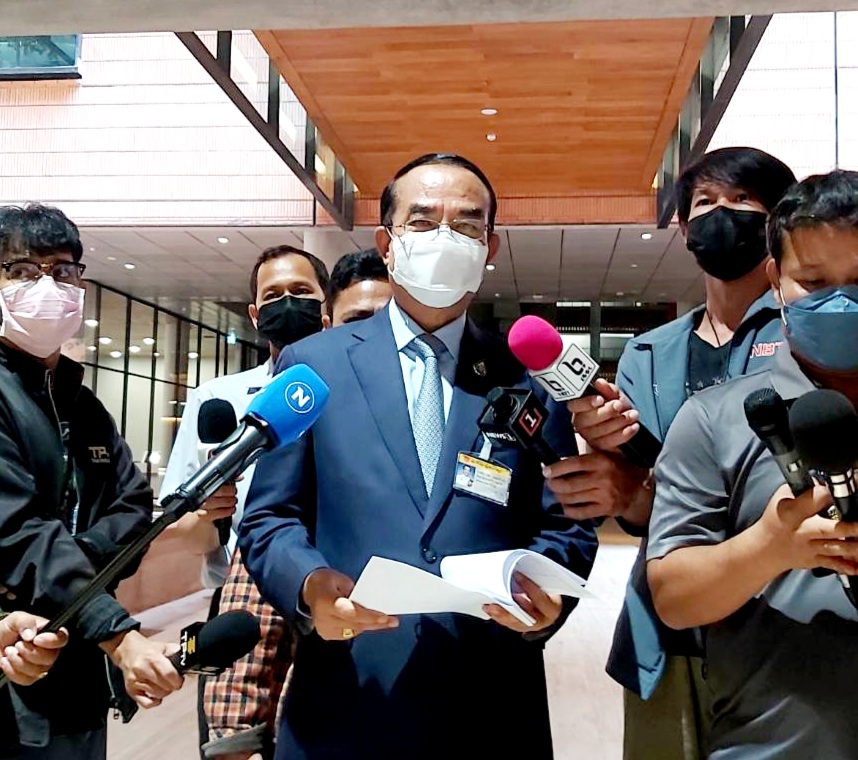 "ชินวรณ์" เผยมติวิปรบ.หนุนถกประชุมร่วมตามวาระ แจงร่างกัญชาฯต่อหลัง กม.ขนส่งทางราง