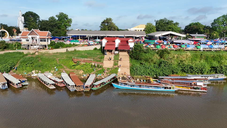 ตลาดปลาริมน้ำโขงคึกคักไม่พบโรคระบาดเงินสะพัดโอกาสดีชาวประมงสร้างรายได้ช่วงเข้าฤดูฝน