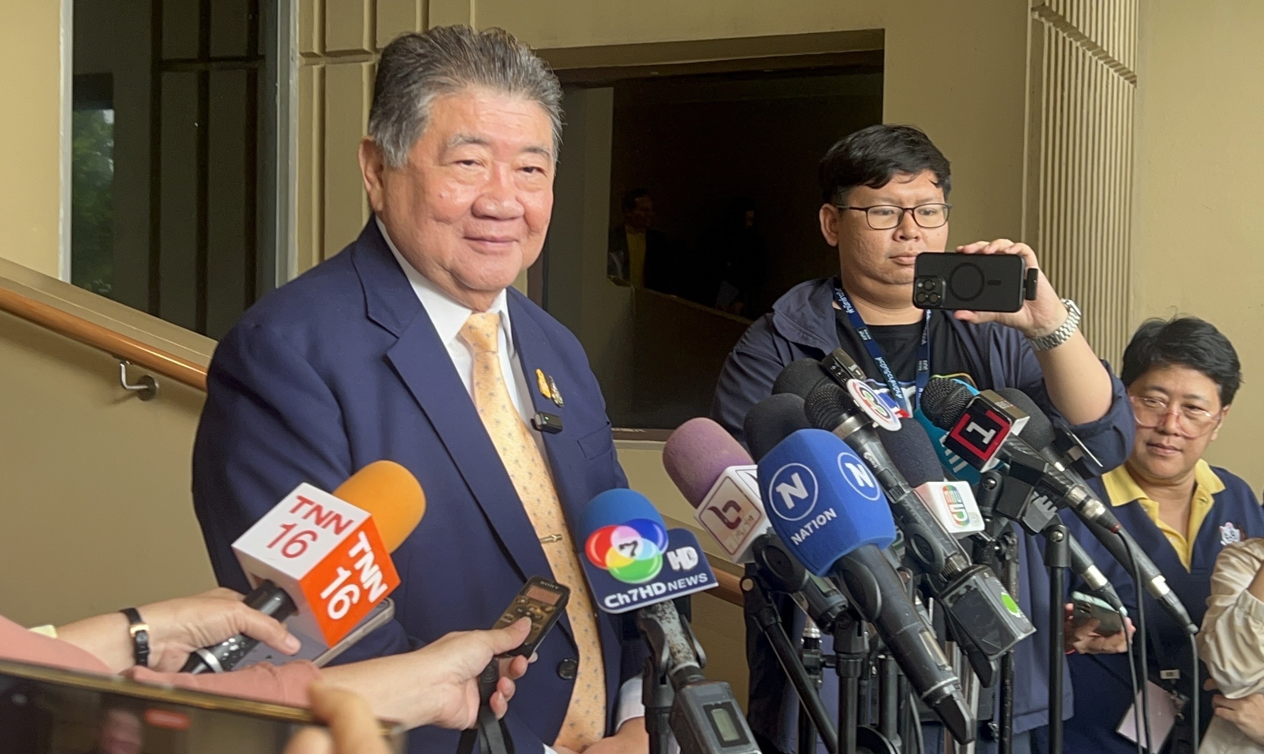 “ภูมิธรรม”ชี้ไม่เสียโอกาสหลังนายกฯ ไม่ร่วมแถลงดิจิทัลวอลเล็ต ย้ำแถลง 3 รอบกันสับสน เมิน “ศรีสุวรรณ” ร้องศาลปกครอง
