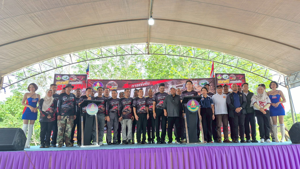 สตูลกระหึ่ม! มท.4 เปิดศึกออฟโรดนานาชาติ ดัน ‘Sport Tourism’ เชื่อม 3 ประเทศ คาดเงินสะพัดทะลุ 5 ล้าน