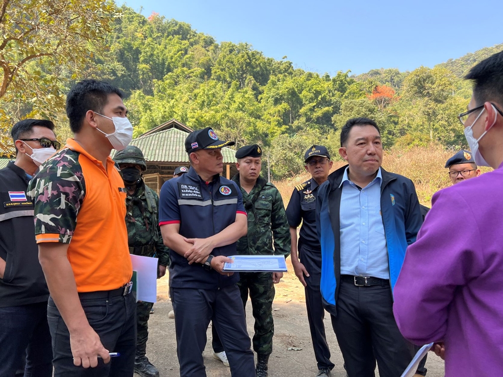 รองผู้ว่าฯแม่ฮ่องสอน ตรวจจุดผ่อนปรนบ้านห้วยผึ้ง เร่งผลักดันช่องทางการค้าไทย-เมียนมา