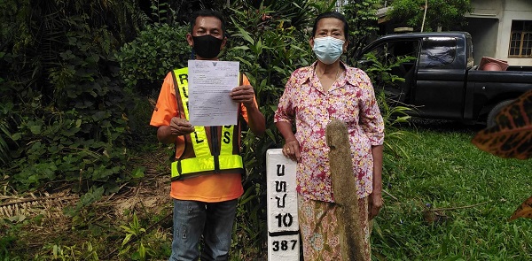 แขวงทางหลวงชนบทตรัง ชี้แนวเขตทางหลวงชนบท เพื่อให้ได้มาตรฐานชั้นทาง