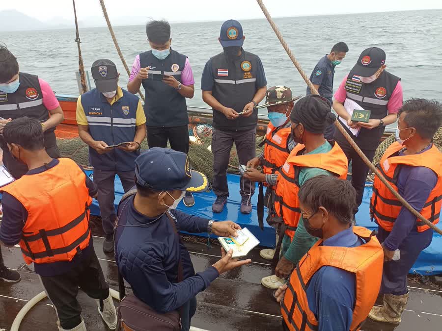 ตรัง ร่วมบูรณาการตรวจคุ้มครองแรงงานในเรือประมงทะเล