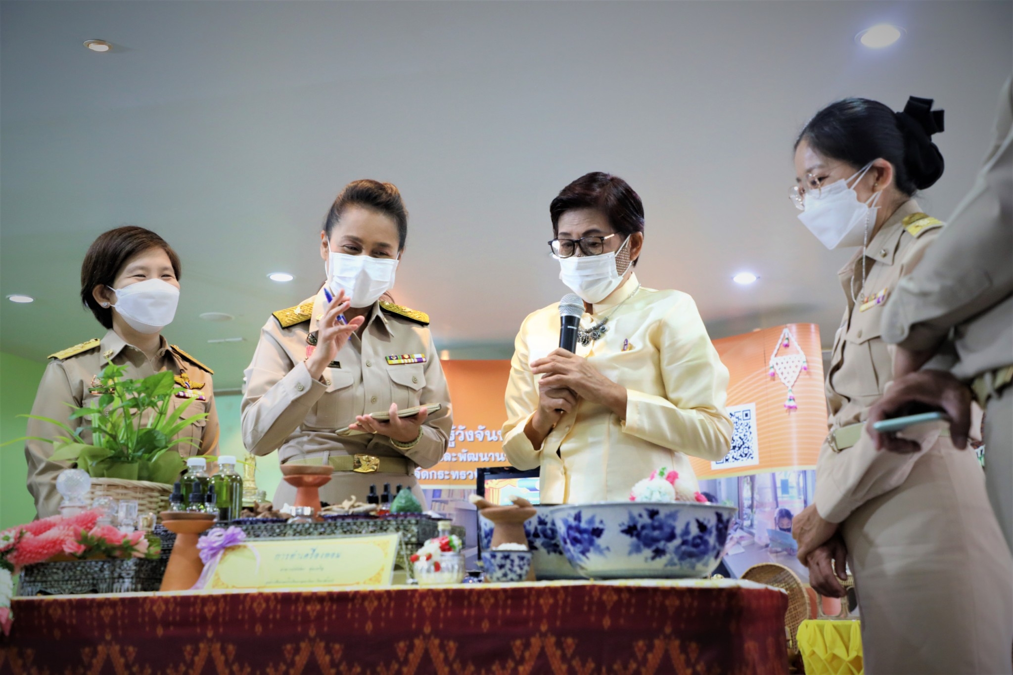 เสมา 3 เปิดงานสาธิตกิจกรรมอาชีพ ผลิตภัณฑ์ศูนย์ฝึกอาชีพ ผลิตภัณฑ์ OOCC ภายใต้สโลแกน “โชว์ ชม ชิม ช็อป” 