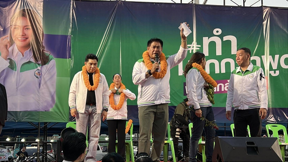 "ธรรมนัส" อ้อนขอคะแนนชาวรังสิต ชูสโลแกน "กล้าธรรม กล้าทำ" มั่นใจแก้น้ำท่วมยั่งยืน จับมือ "บิ๊กแจ๊ส" ยกระดับคุณภาพชีวิตคนปทุมฯ 