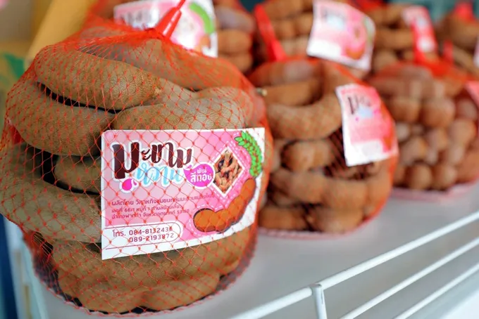 มะขามหวาน อ.ฟากท่า ไม่เป็นสองรองใคร เด็ดทั้งรสชาติ คุณภาพ และราคา