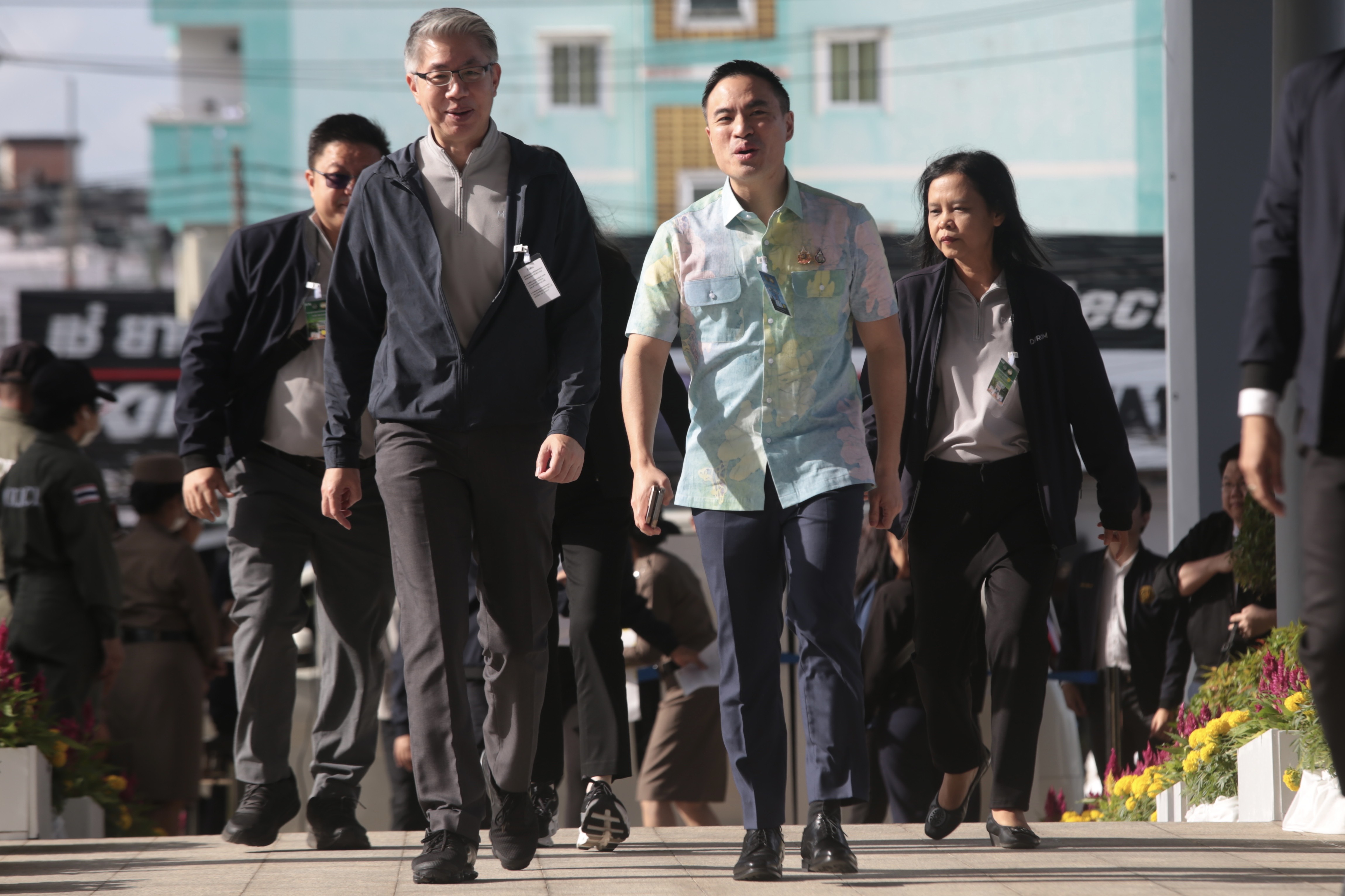 "เอกนัฏ" ย้ำจุดยืน "รทสช." แก้รธน.ต้องไม่แตะหมวด 1 หมวด 2 -ทุจริต ทำประชามติกี่ครั้งให้ยึดคำวินิจฉัยศาลรธน.