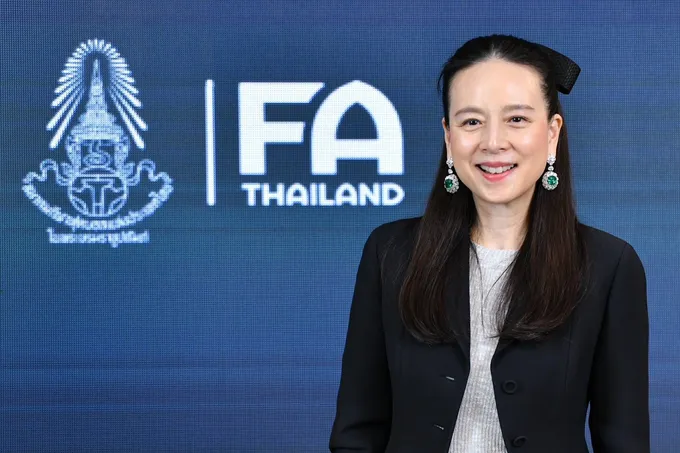 โชว์ผลงานรอบด้าน! "มาดามแป้ง" นั่งเก้าอี้นายกสมาคมกีฬาฟุตบอลฯ ผ่าน 1 ปี
