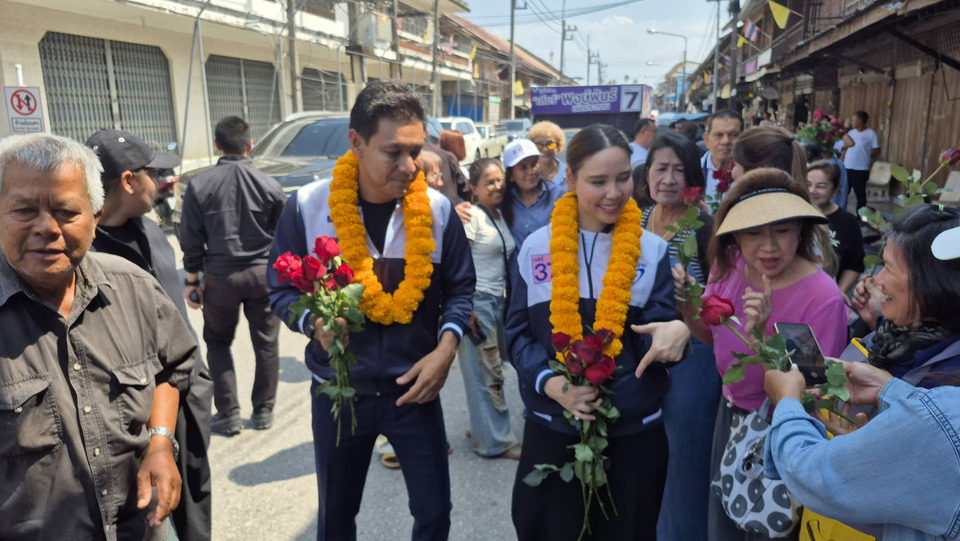 “ซาบีดา-มนัญญา” บุกประจวบฯ โค้งสุดท้าย! อ้อนชาวทับสะแกเทใจให้ “พงษ์พันธ์” เบอร์ 7 ย้ำจุดยืนภูมิใจไทย “พูดแล้วทำ”