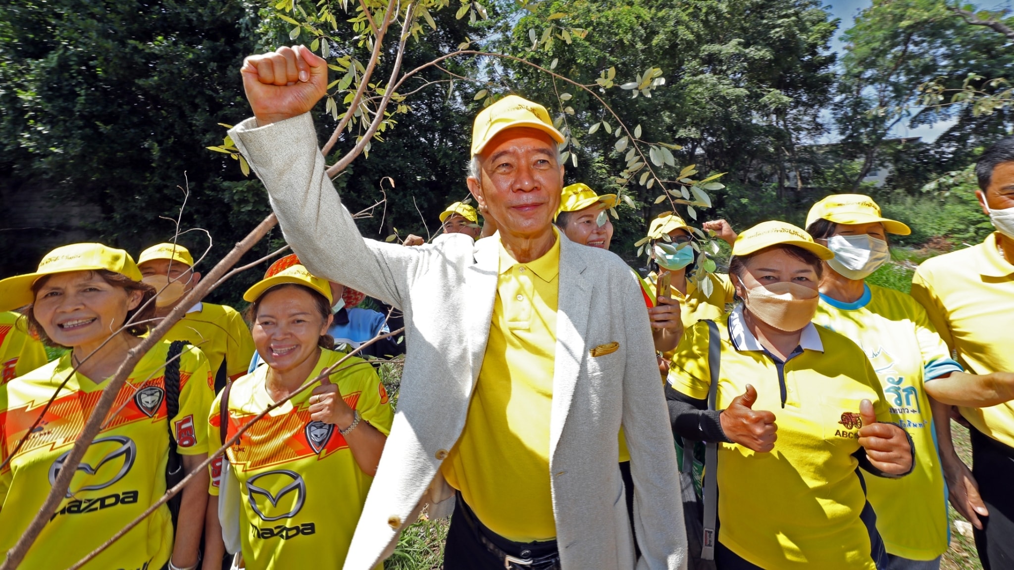 "สุวัจน์" เตือนสติ กติกาเลือกตั้ง อย่าคิดเลยใครได้เปรียบ เสียเปรียบ แนะยึดหลักกฎหมาย รธน.