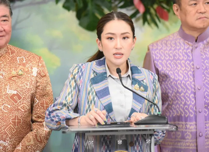 “แพทองธาร” ลั่นพร้อมให้ความร่วมมือตรวจสอบเวชระเบียนชั้น 14 ไม่กังวลกระทบภาพรัฐบาล เดินสายเวทีโลก 