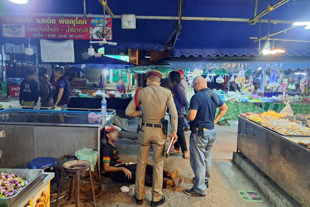 “ยิง-ปาระเบิด” โจ๋พัทยาเถื่อน! ยกพวกทำร้ายคู่อริกลางตลาด 