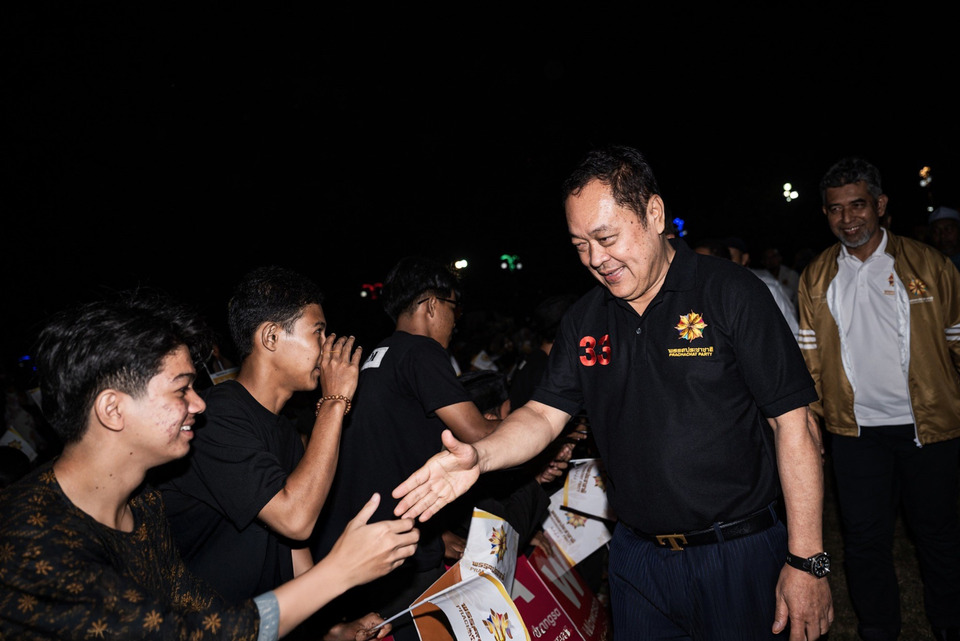 “ประชาชาติ” ประกาศสงครามยาเสพติด! จ่อดึง "กัญชา-กระท่อม" กลับเป็นยาเสพติด พร้อมชง พ.ร.บ.สันติภาพ ดับไฟใต้ 