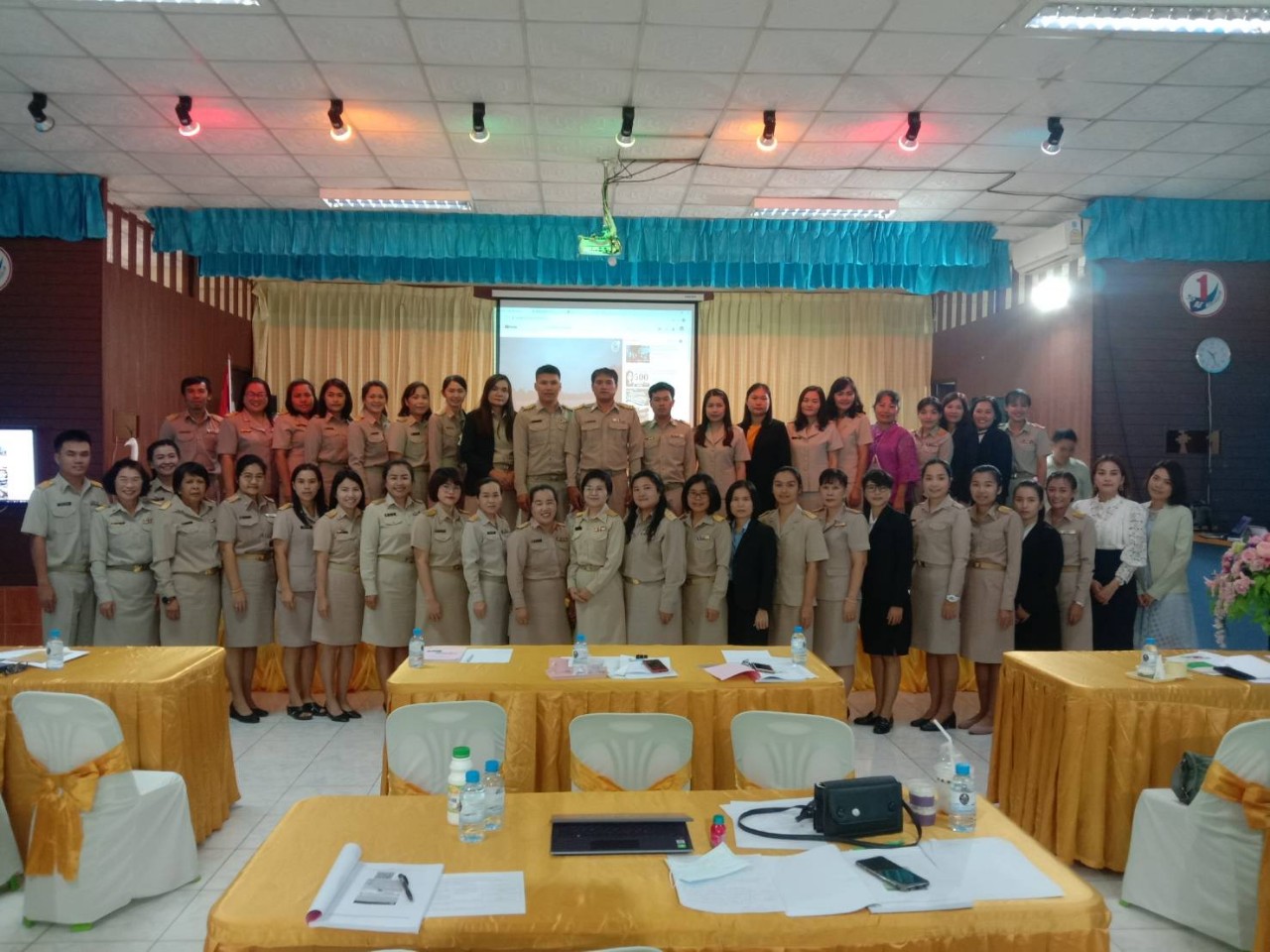 สพม.เขต 21  สร้างเครือข่ายความร่วมมือครูแนะแนวอาชีพและศึกษาต่อ เพื่ออนาคตของนักเรียนมีงานทำ  