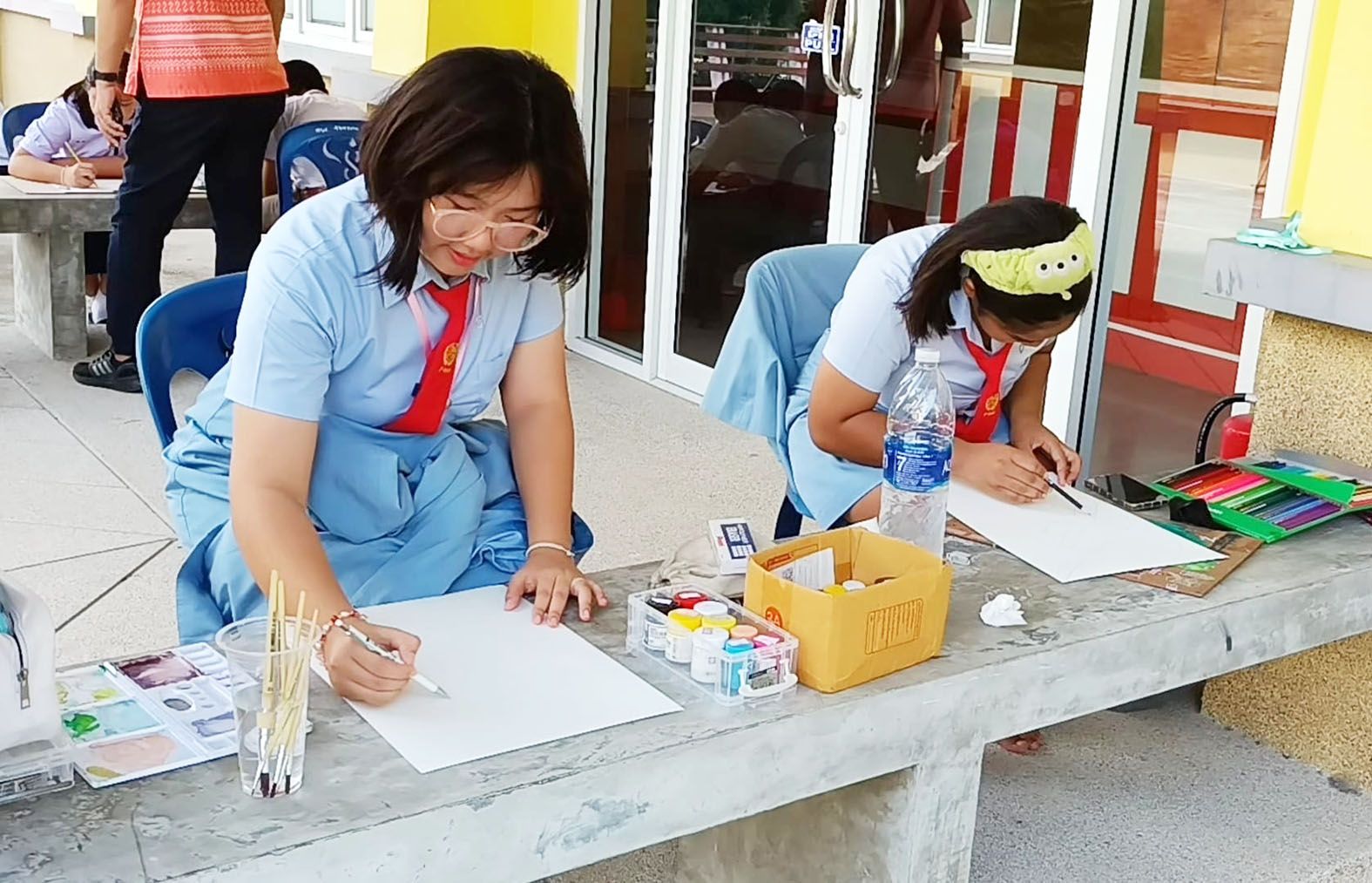 วัฒนธรรมประจวบฯ จัดประกวดวาดภาพความรักของแม่ เนื่องในวันแม่แห่งชาติ