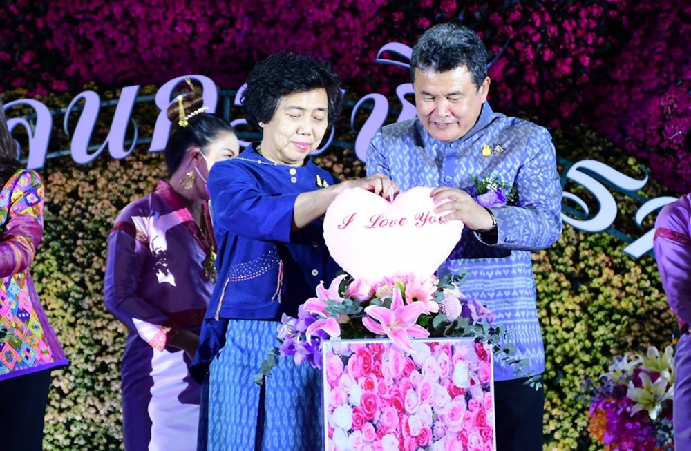 เปิดแล้ว "เชียงรายดอกไม้งาม" อย่างอลังการ เข้าชมฟรี! ดอกไม้เมืองหนาวนานาพันธุ์นับล้านดอก 