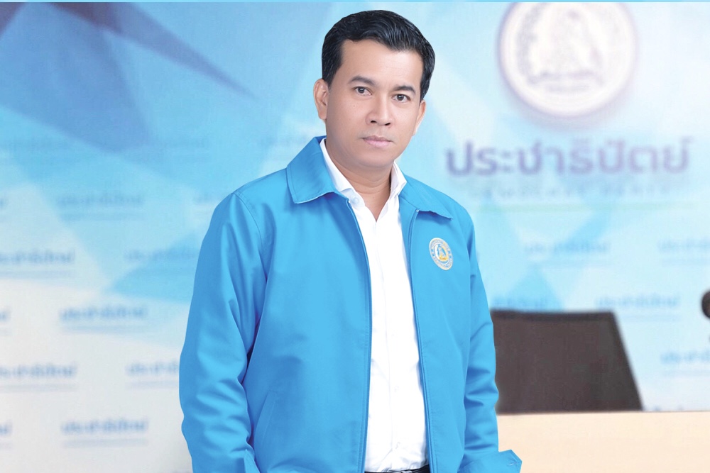 “อดีตรองโฆษกปชป.“พอใจนายกฯถอยยกเลิกพรก. ฉุกเฉินไม่พอต้องแก้รธน .ดักคออย่าใช้เวทีรัฐสภาแก้ตัวทางการเมือง