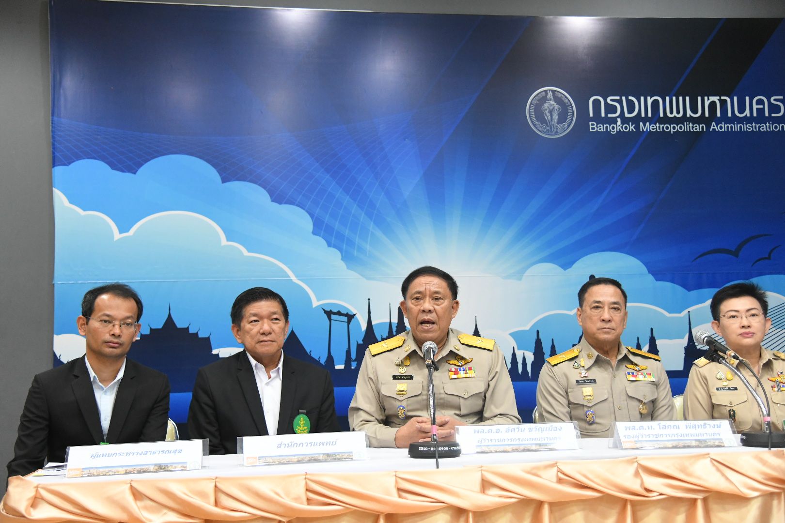 กทม.เพิ่มจุดสกัดไวรัสโคโรนาท่าเรือคลองเตย เตรียมพร้อม 28 ห้องกักกันโรค