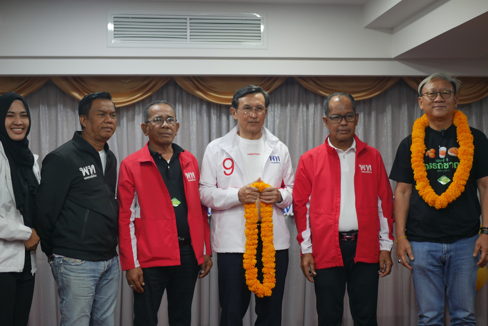 "จาตุรนต์" ลงพื้นที่สงขลา! ช่วยผู้สมัคร สส.เพื่อไทย หาเสียงทั่วเมือง