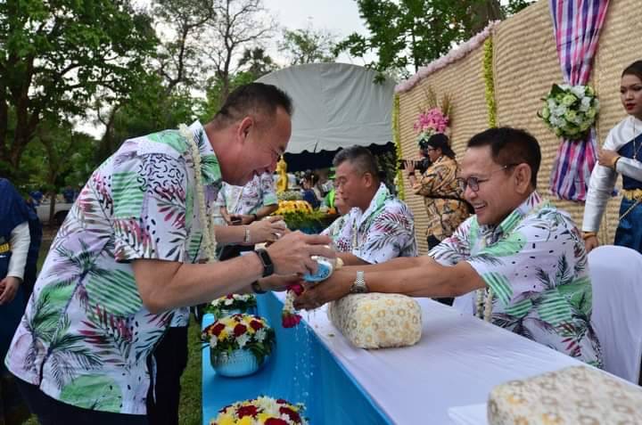 ควันหลงสีสันขบวนแห่งานสงกรานต์ "สืบสานวัฒนธรรมร่วมสมัยประเพณีอย่างไทย” สำนักงานชลประทานที่ 3