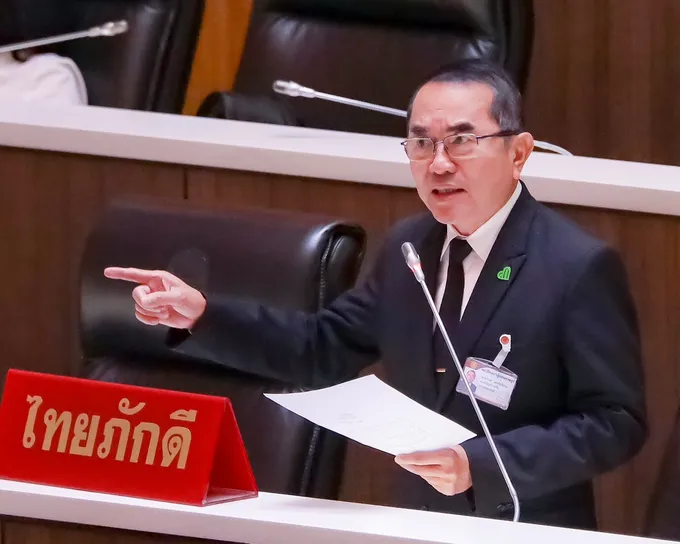 แฉงบครุภัณฑ์ส่อทุจริต! “ธนเดช” ตะลึงจ้างที่ปรึกษาเดือนละ 4 แสน “หมอวรงค์” เสนอตัดงบ 10% แฉโกงกินหัวคิว 30%