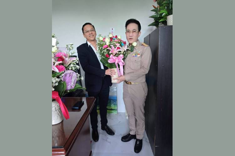 “สายสัมพันธ์แห่งความสำเร็จ”  ประธานรุ่น MPA 67 นำคณะร่วมแสดงความยินดี "ผอ.รณกฤต วัฒนะพานิช" รับตำแหน่งใหม่