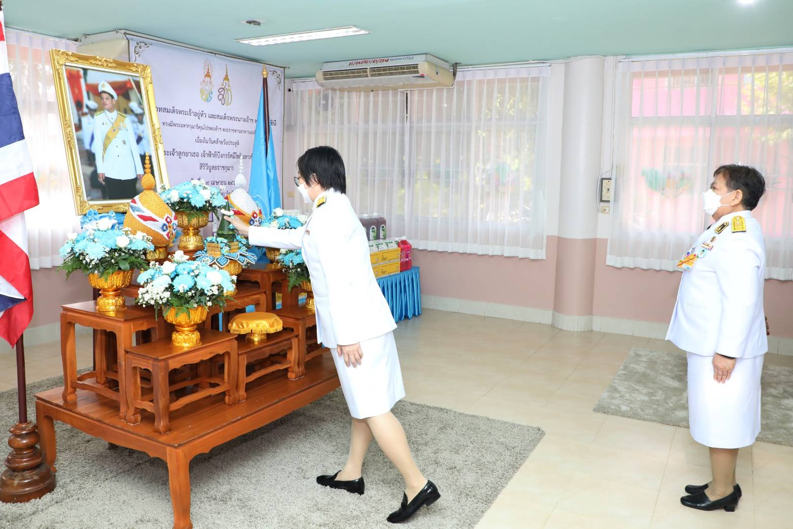 “ในหลวง-พระราชินี” พระราชทานสิ่งของอุปกรณ์ - เวชภัณฑ์ทางการแพทย์แก่สถานสงเคราะห์ 6 แห่ง ในโอกาสวันคล้ายวันประสูติ สมเด็จเจ้าฟ้าทีปังกรรัศมีโชติฯ