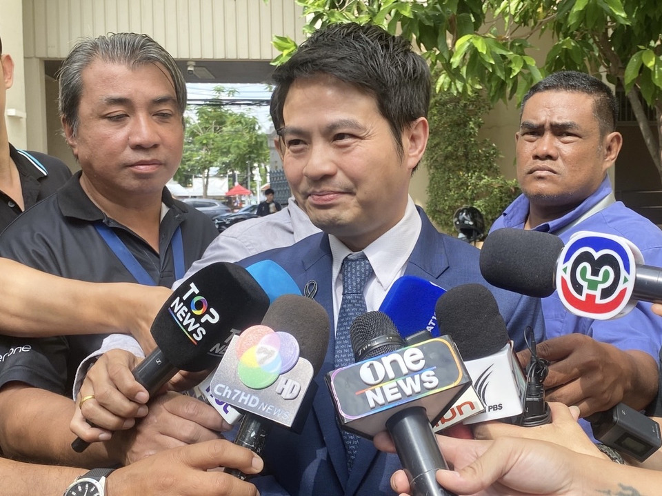 “ภราดร” ลั่น เดินหน้าฟ้อง “ยิ่งชีพ” บอก หลักฐานที่เอามาเปิดเรื่องเก่า สวน “มาร์ค” ไม่ได้ทำเพื่อปิดปาก แต่พรรคเสียหาย