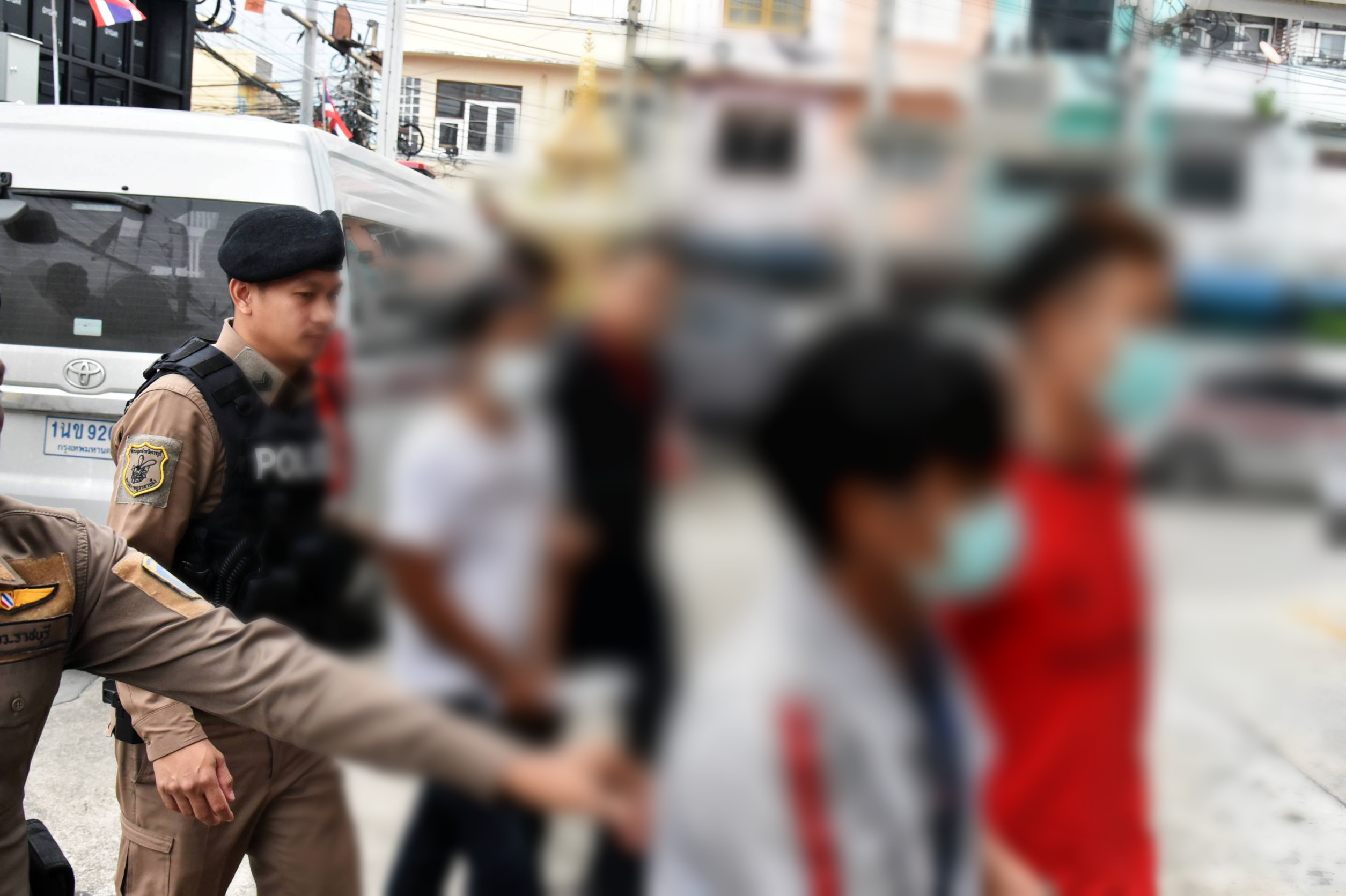 ตร.ภาค 7 ใช้เวลาไม่เกิน 24 ชม.ไล่ล่า รวบ 3 หม่องโหดฆ่าชิงทรัพย์รถยนต์กระบะ 2 คัน คนสัญชาติเดียวกัน