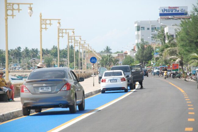 แกนนำต้านโกงร้อง สตง.ตรวจสอบโยธา – ท่องเที่ยวใช้งบพัฒนาจังหวัดตั้งเสาไฟฟ้าหรูริมอ่าวประจวบฯแต่ไร้งบซ่อม