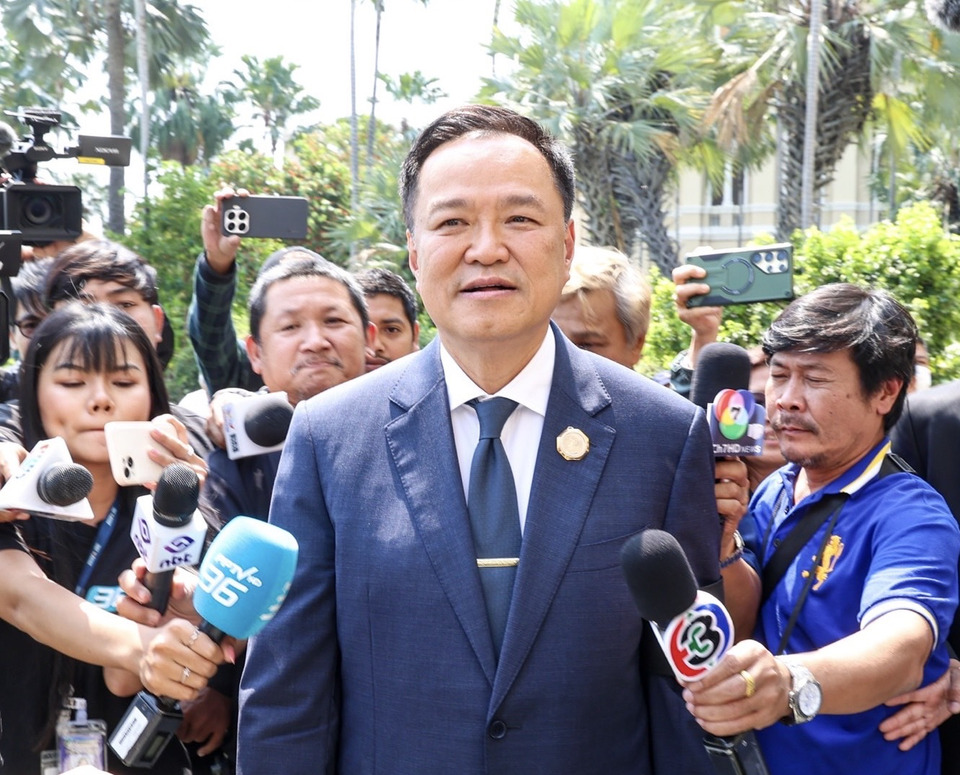 “อนุทิน” เผย ภาคภูมิใจ หลัง ประชาชนไว้วางใจ บอกไม่ทราบหลังมีข่าว ป.ป.ช. เตรียมชี้มูล 44 อดีต สส.ก้าวไกล พร้อมเป็นกำลังใจให้