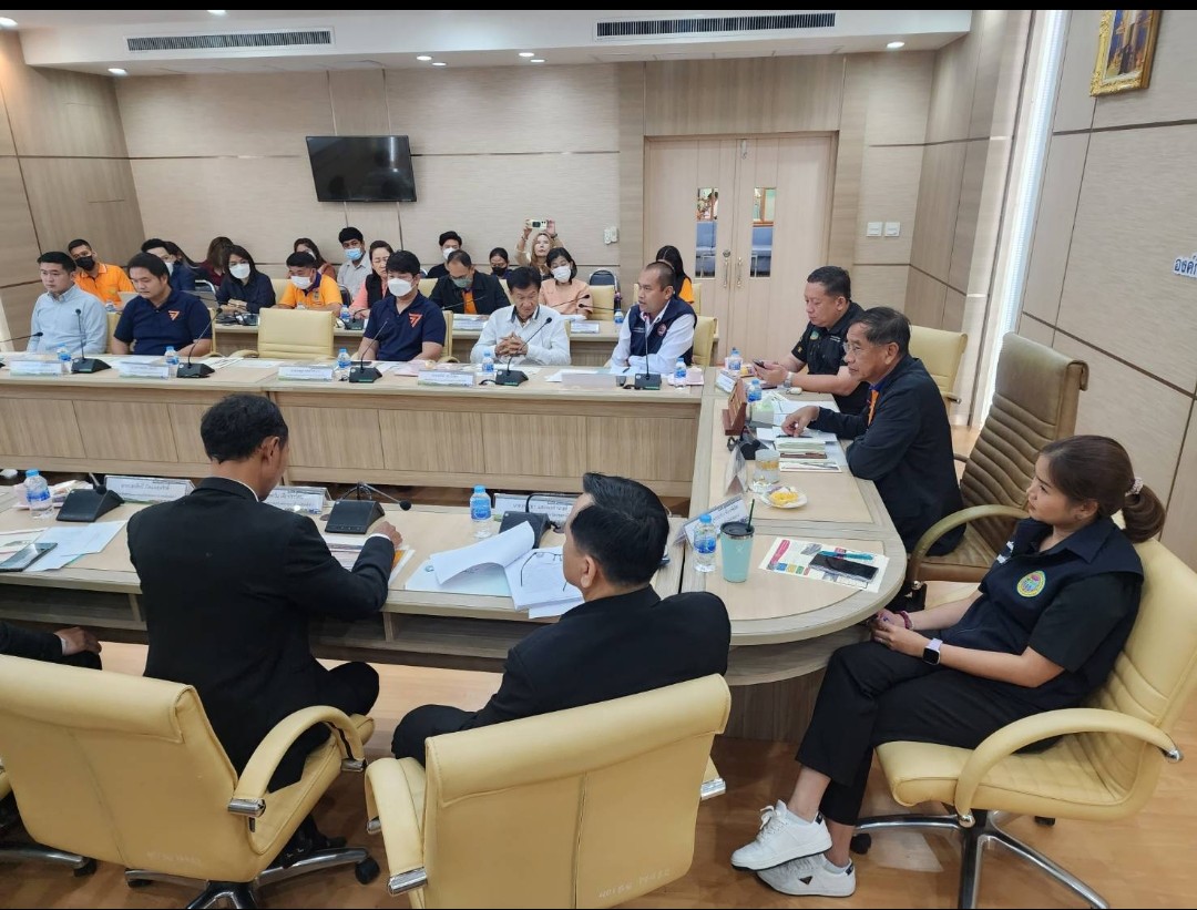 นายกแจ๊สร่วมประชุม7ว่าที่ส.ส.ขับเคลื่อนรถไฟฟ้าโมโนเรลให้ทันปี70รองรับความเจริญและคนเที่ยวสวนสัตว์