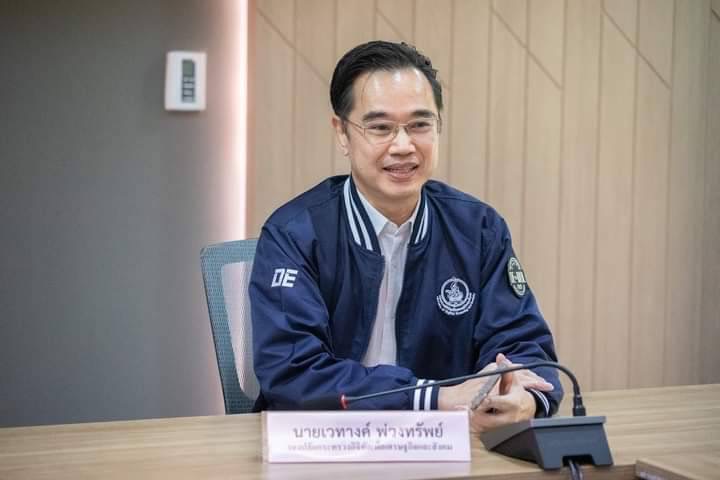 ดีอี เตือน! พบข่าวปลอม "ไม่ควรสระผมก่อนอาบน้ำ เพราะทำให้เส้นเลือดแตกได้" ระบาดหนักโซเชียล วอนอย่าแชร์