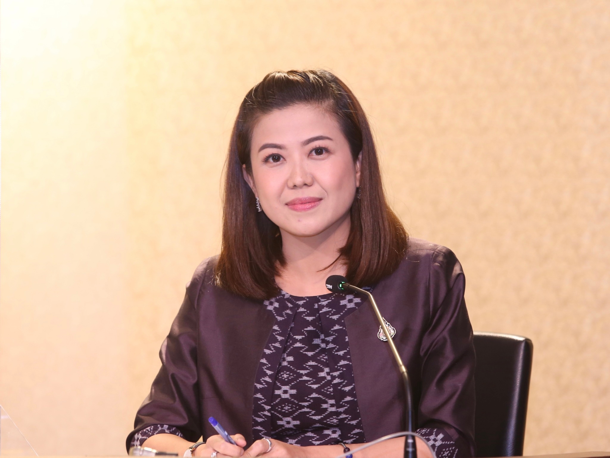 "รองโฆษกรบ." เผยตัวเลขขอจดทะเบียนโรงงานอุตสาหกรรมใหม่ปีงบฯ 65 พุ่ง 1.9 พันแห่ง จ้างงานเพิ่ม 5.6 หมื่นคน