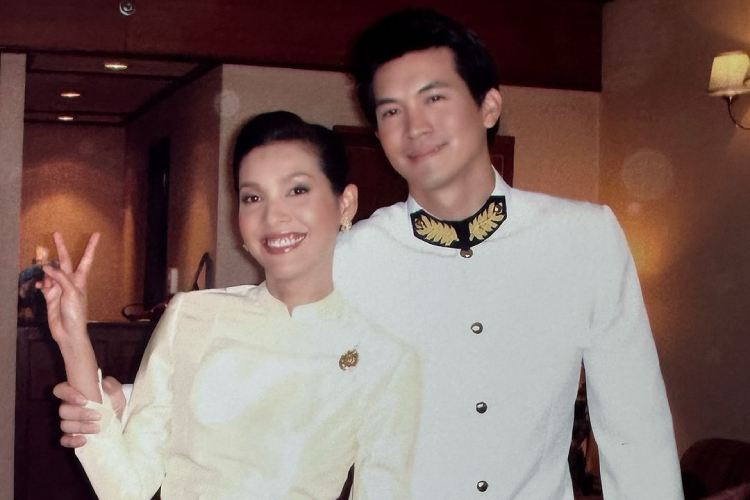 ไอดอลคู่รักดาราโพสต์ภาพครบรอบแต่งงาน
