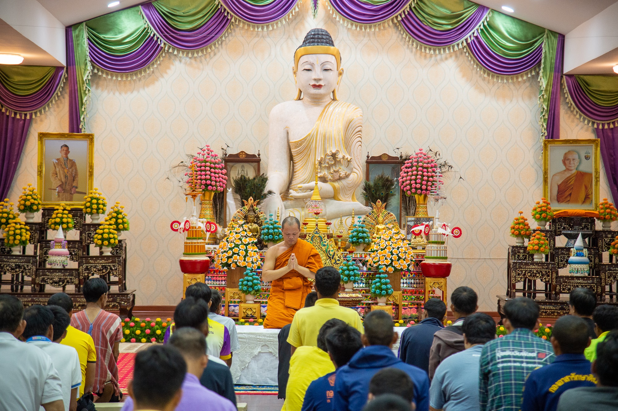 แม่ฮ่องสอนโครงการบรรพชาอุปสมบท เฉลิมพระเกียรติพระบาทสมเด็จพระเจ้าอยู่หัว