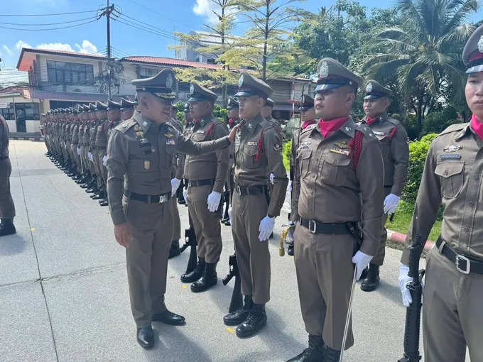"ปรึกษาพิเศษ ตร." ตรวจเยี่ยมบำรุงขวัญ "ตำรวจภูธรภาค 5" ชี้แนวทางสวัสดิการ-งานราชการเต็มรูปแบบ